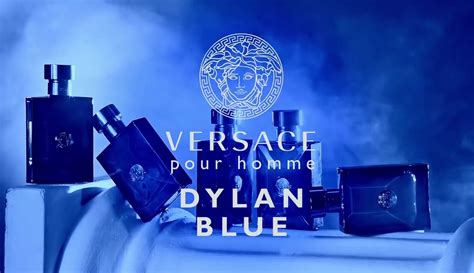 ultima pubblicità profumo versace